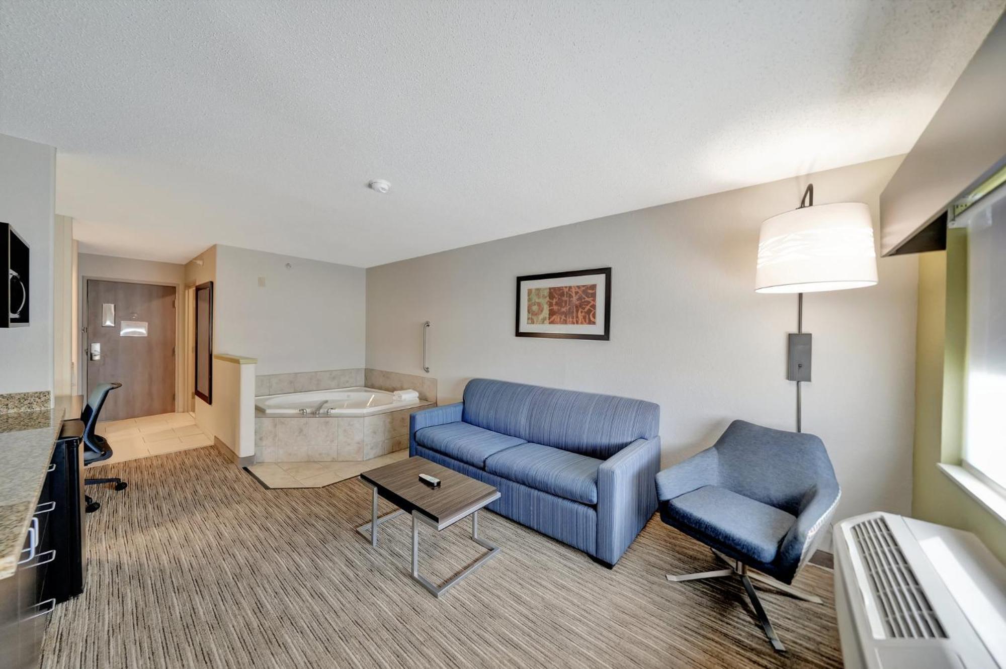 Holiday Inn Express Hotel & Suites Beatrice By Ihg Exterior foto
